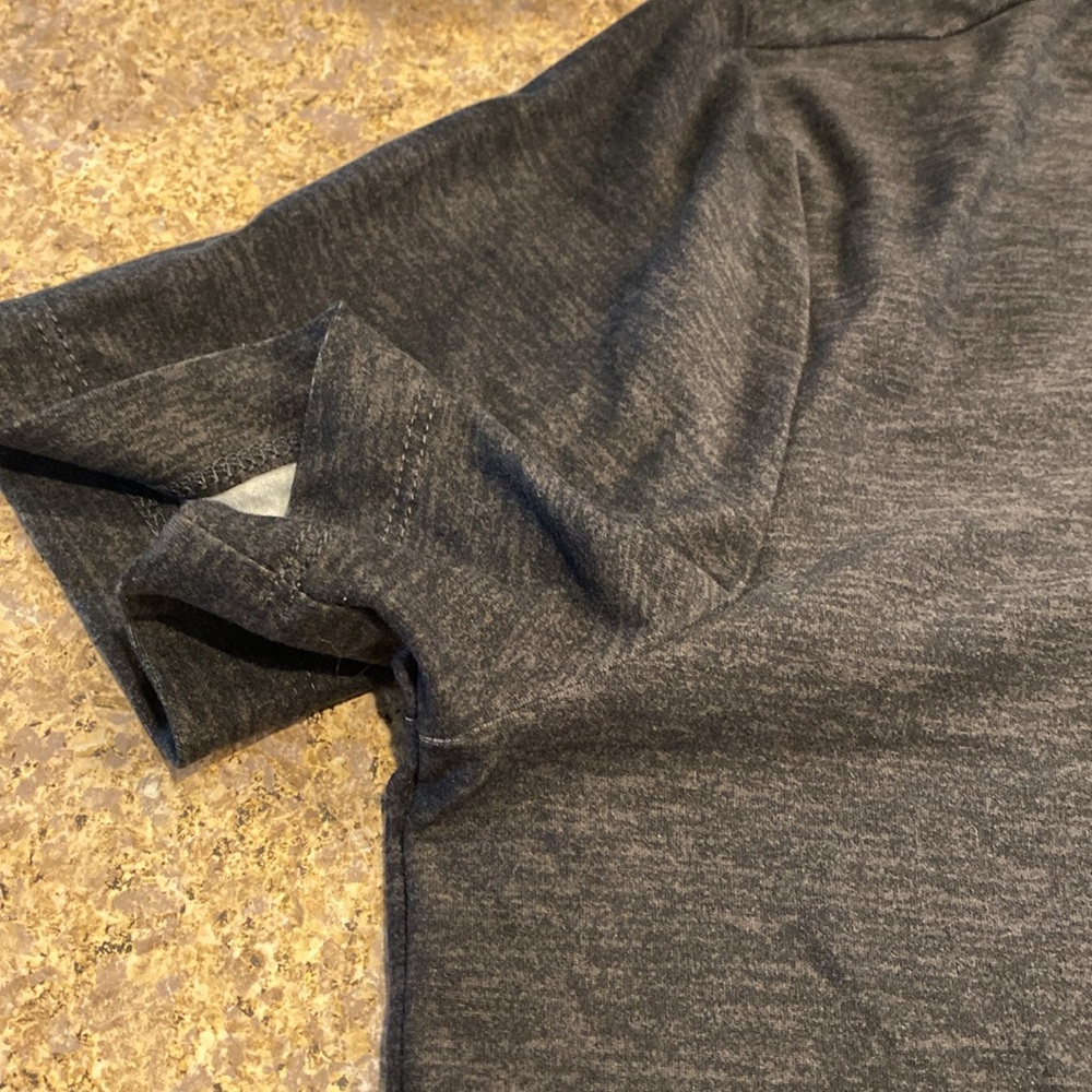 90 Degree By Reflex Men’s Soft V Neck Tee Small Dark Gray or Gray and Black - Picture 4 of 13